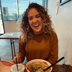 Meet your Posher, Daniela